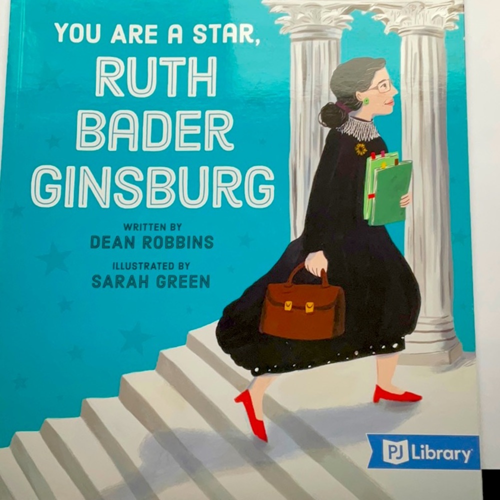 ⚫️Three PJ Library Jewish Educational Paperbacks - Picture 2 of 16